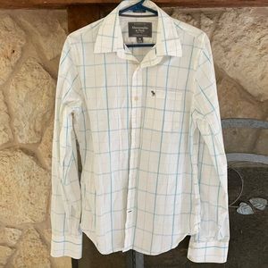 Abercrombie Men’s Buttoned Down Shirt-Size Medium
